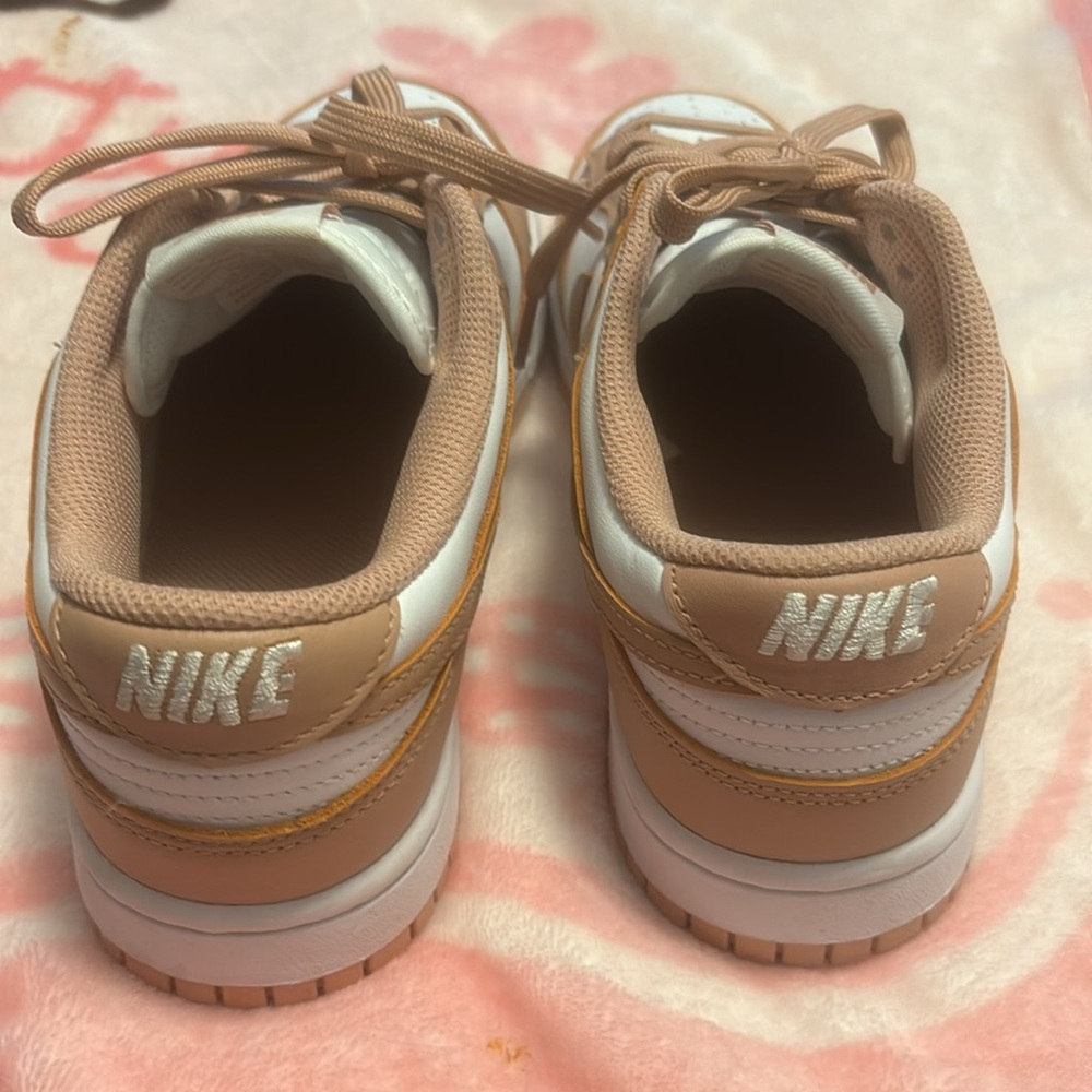 Nike Dunks - Picture 5 of 7